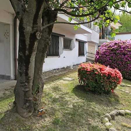 Locazione Turistica Lucia Luino