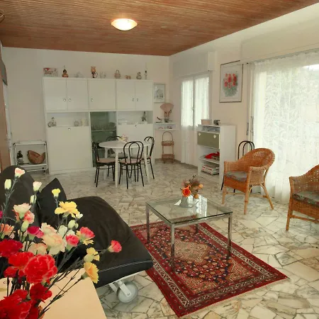 Holiday home Locazione Turistica Lucia Luino